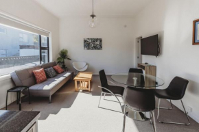Devon Central Apartment